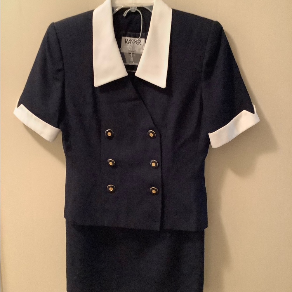 Jasper A.S.L. Petite Suit with. Skirt 6P